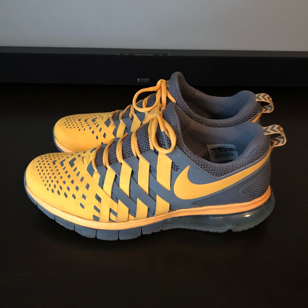 Nike Fingertrap Max Orange (11.5)
